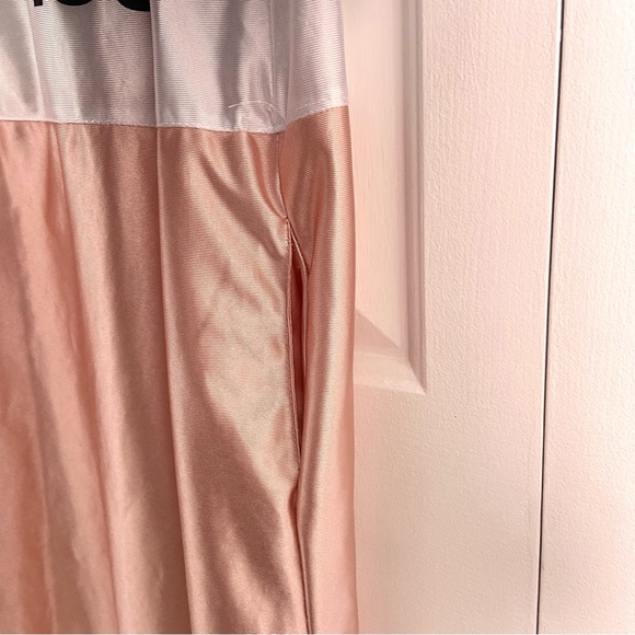 T-shirt dress - Picture 3 of 3